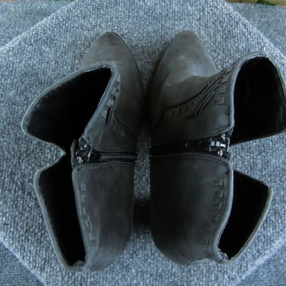 ZIGIsoho Halyn Women Ankle Boots Boots Size 9.5 Medium Gray‎ Synthetic Zip